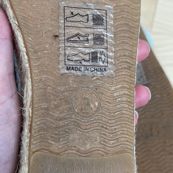 Soludos Watermelon Chambray Espadrilles Size 9 - Picture 9 of 9